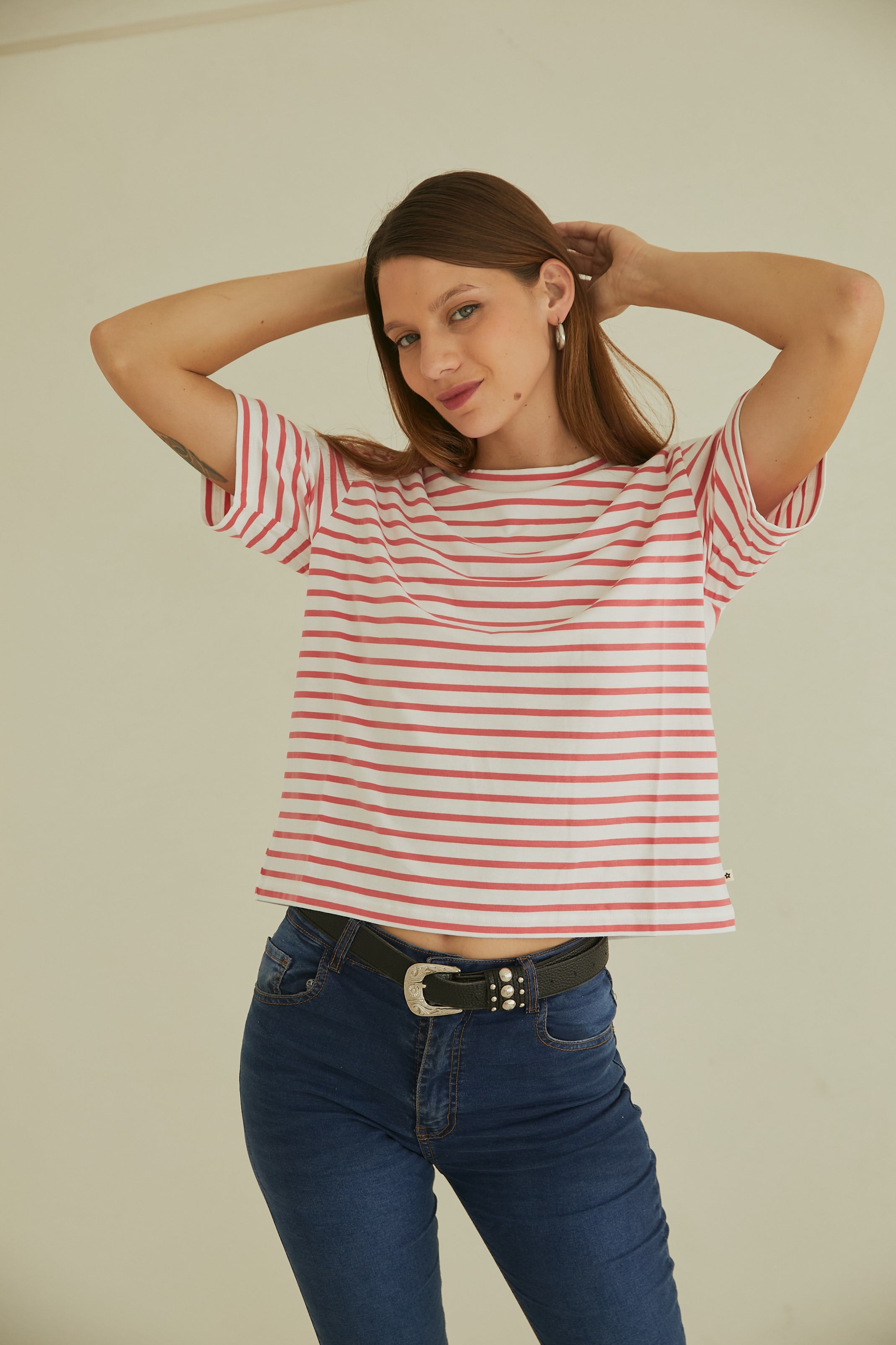 POLO A RAYAS ROJAS CUELLO REDONDO PIMA MODAL