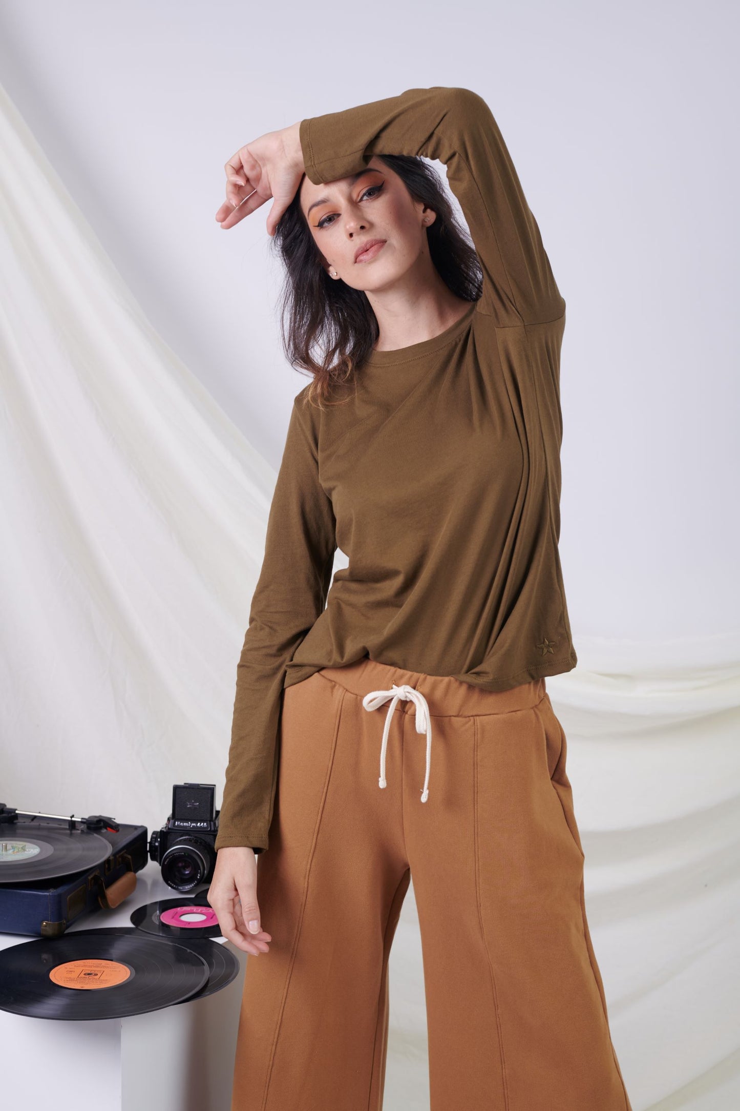CAMISETA MÍA