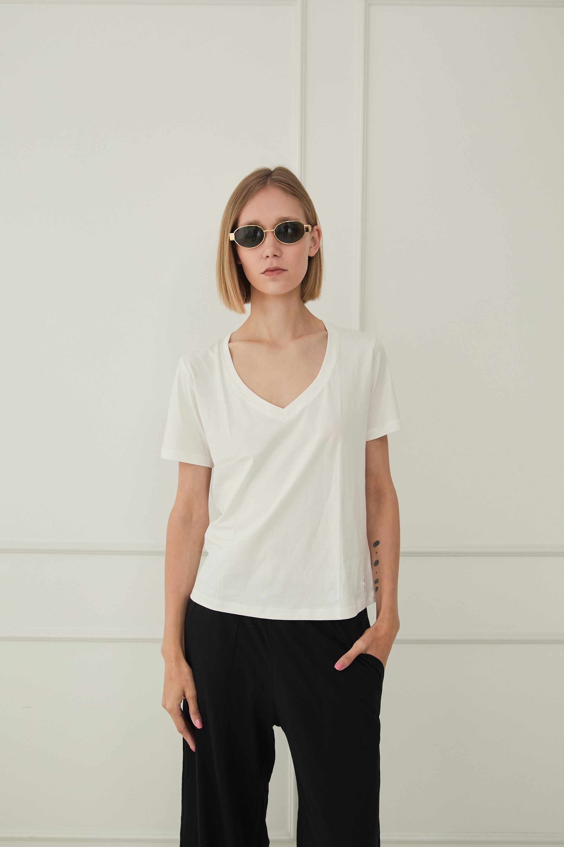 POLO ANDREA CUELLO V 100% ALGODÓN PIMA MANGA CORTA